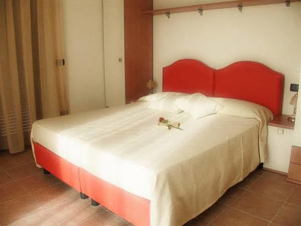 Affittacamere Bellavista Agropoli Bagian luar foto
